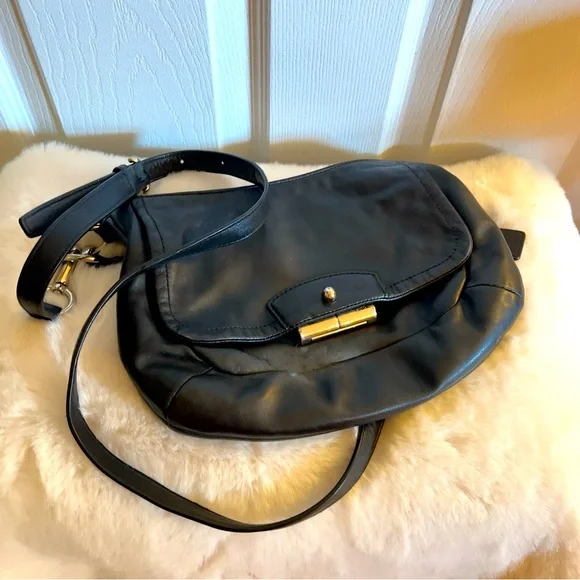 Coach black leather messenger crossbody bag shoulder silver hardware flap - Picture 3 of 16